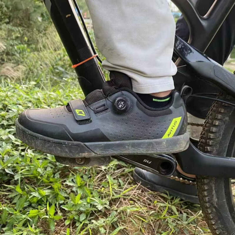 AVITUS Mountain Bike Shoes Zap - Commuting On Road Bike review and price